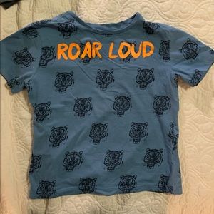 Aeropostale boys blue t shirt with tiger